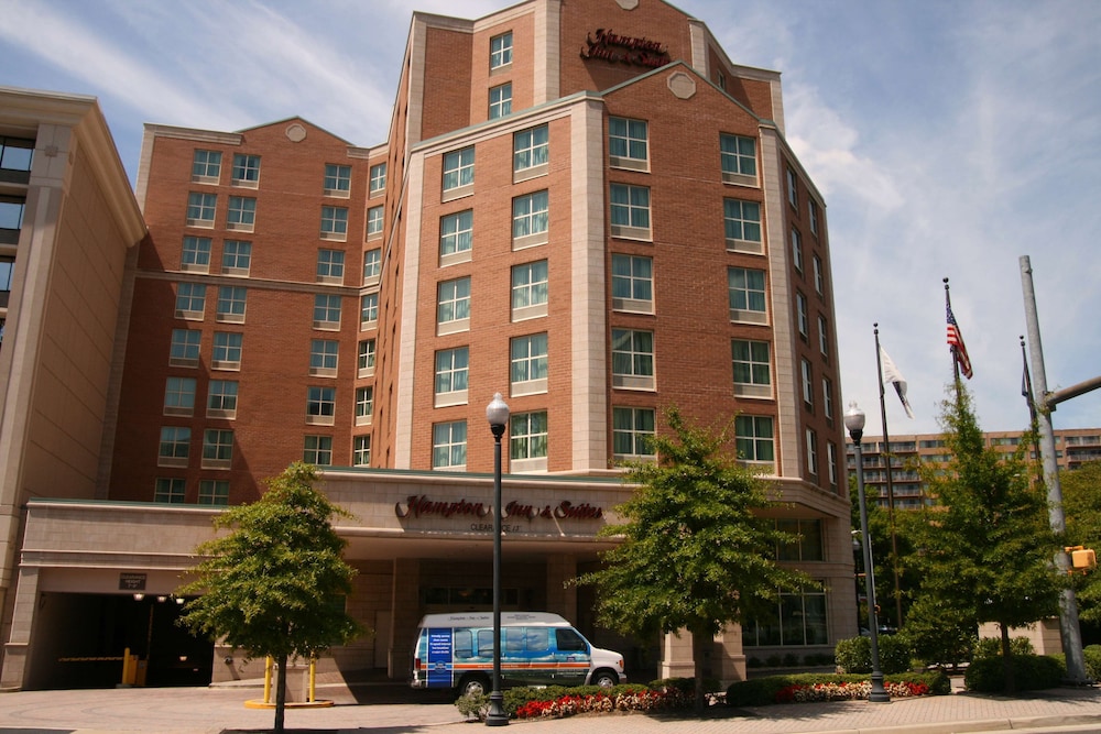 Hampton Inn & Suites Arlington Crystal City DCA - featured photo