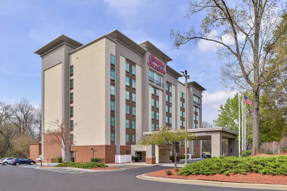 Hampton Inn & Suites Charlotte Arrowood Rd. - photo 53