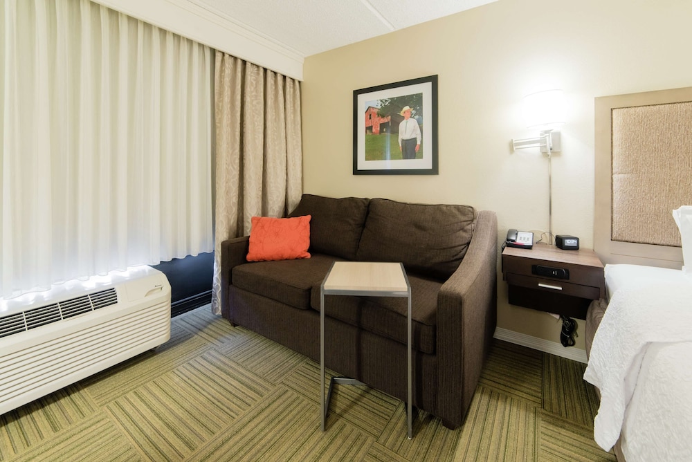 Hampton Inn Caryville I 75 Cove Lake State Park - photo 45