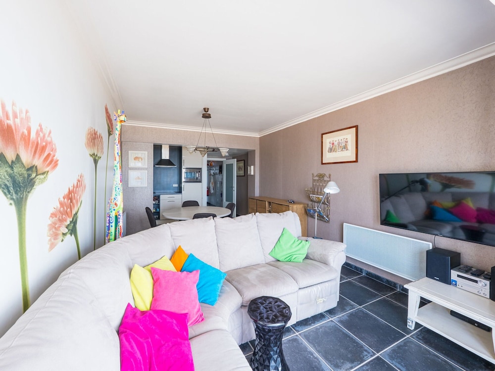 Apartment on the 7th Floor With sea View — 4-Star Luxury Hotel in Middelkerke, Belgium
