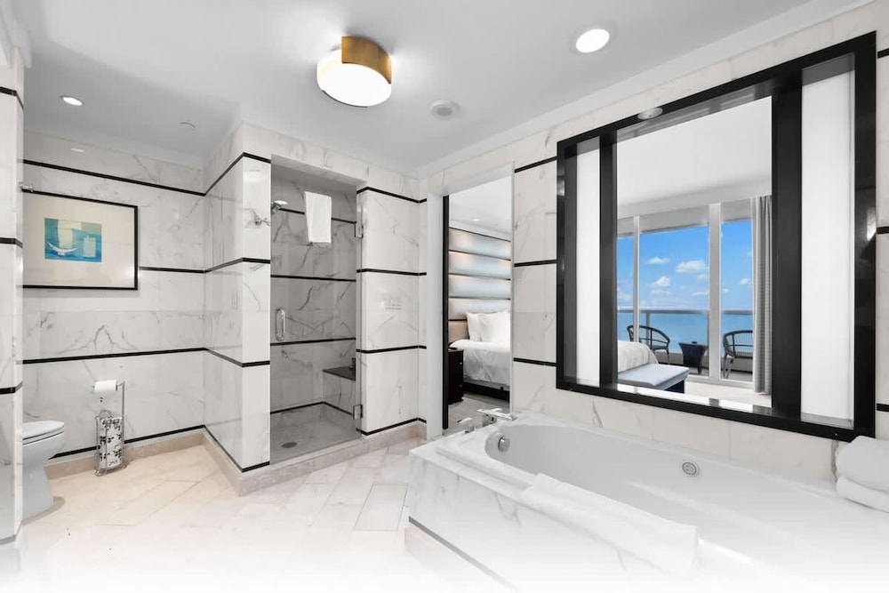 Fontainebleau Miami Beach Private Luxury Suites - photo 377