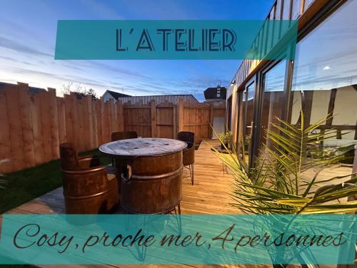 L'atelier de la Clef Des Paons — hotel in Luc-Sur-Mer