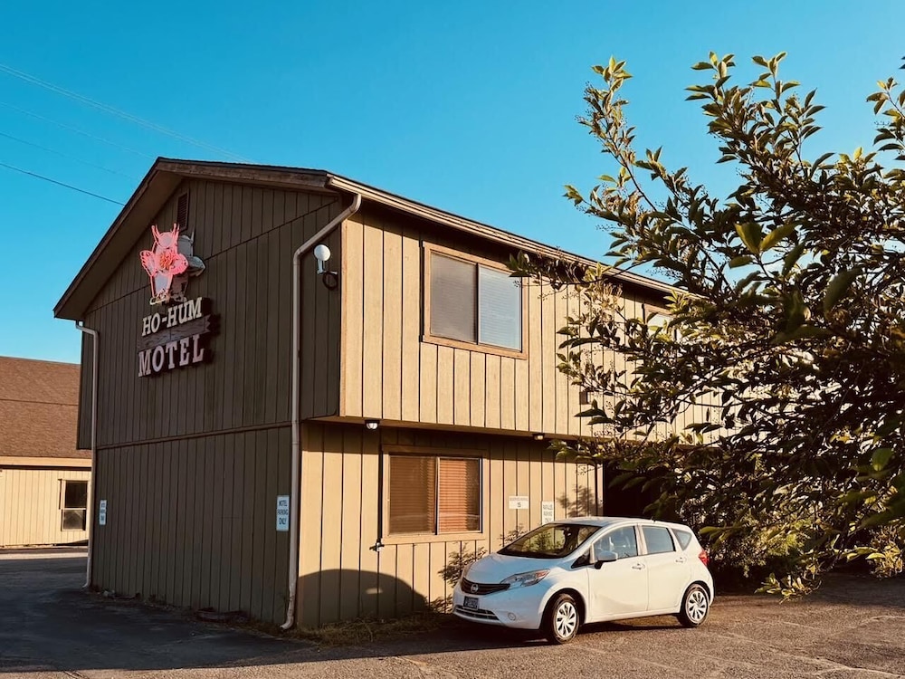 Ho Hum Motel in West Yellowstone, United States