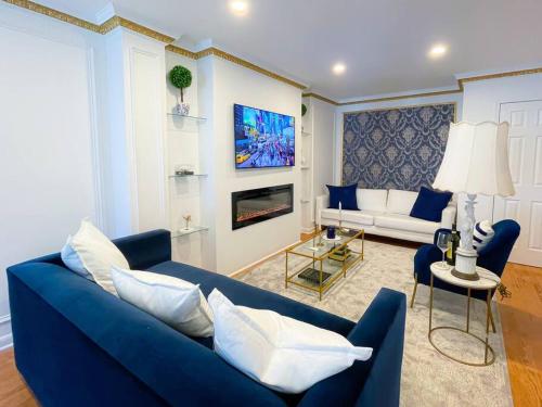 Luxurious Room near LaGuardia & JFK — 4-Star Luxury Hotel in Corona, United States