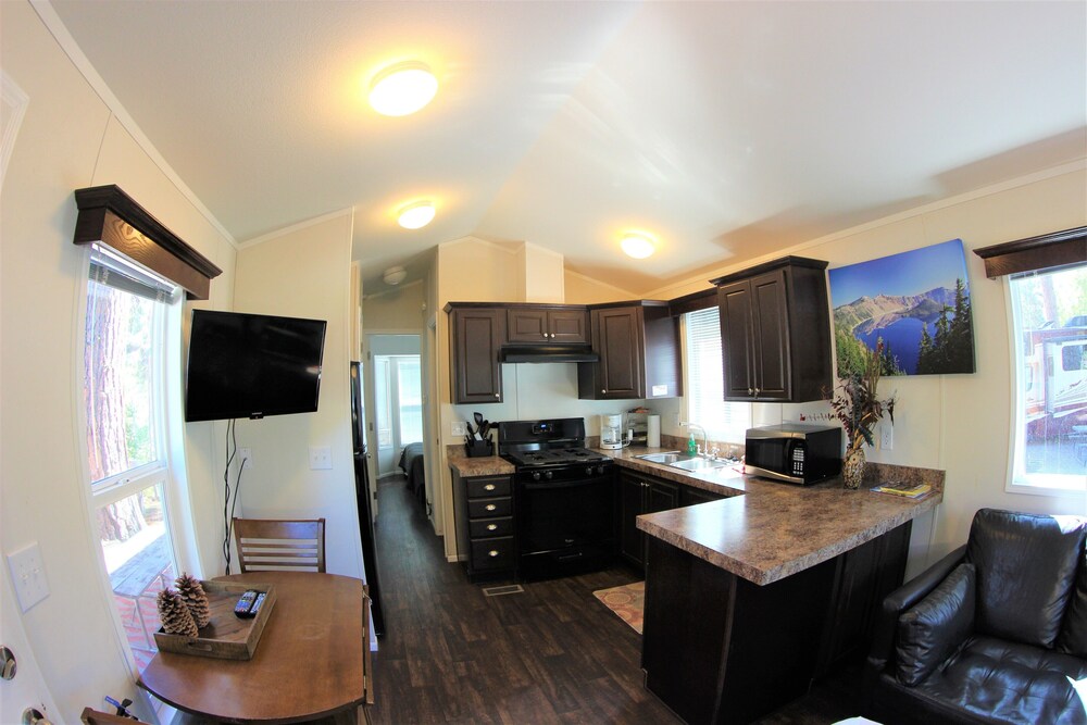 Crater Lake Resort - photo 31