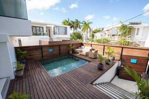 Rocky 01 Perebere Beach 100M in Grand Baie, Mauritius