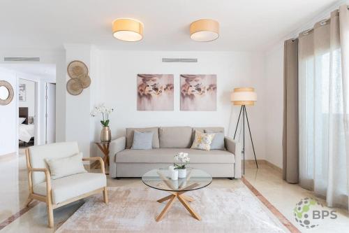 Luxurious Penthouse With Mountain And Sea View 422 — Benahavis