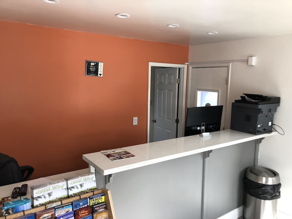 Gilroy Inn — Gilroy — photo 5