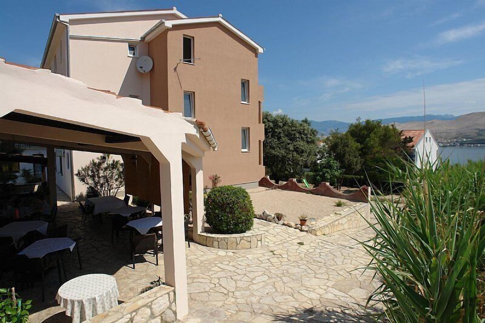 Pansion Jurko in Pag, Croatia