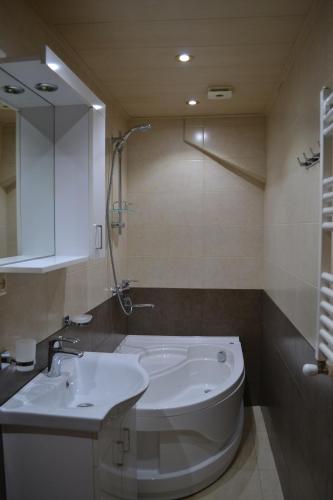 Tbilisi Apartment 2
