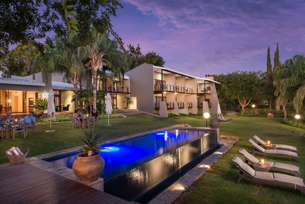 River Place Manor — 4-Star Luxury Hotel in Upington, South Africa
