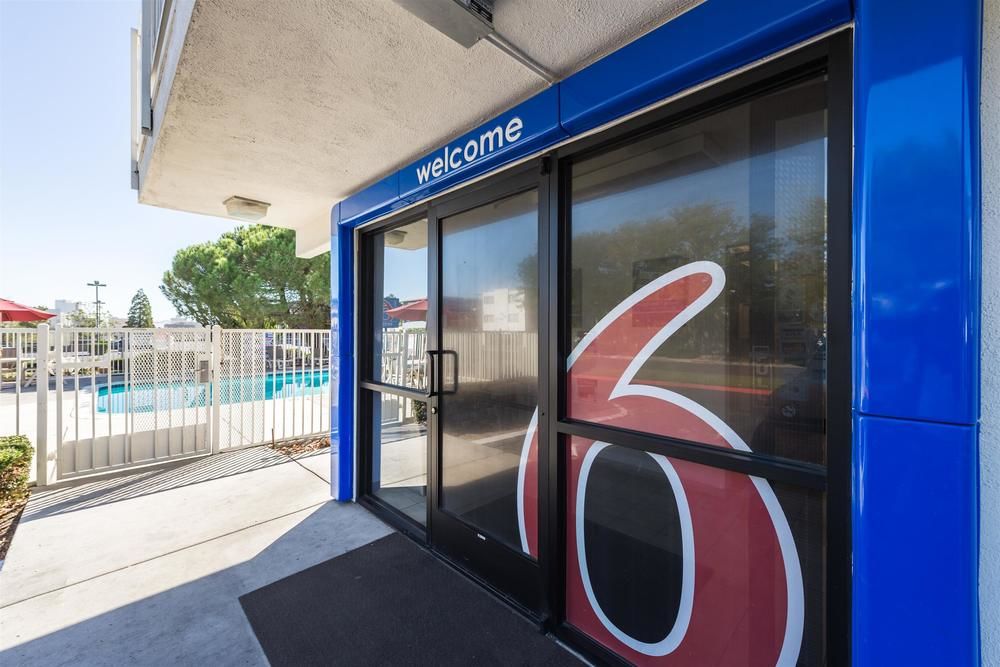 Motel 6 Reno West - photo 30