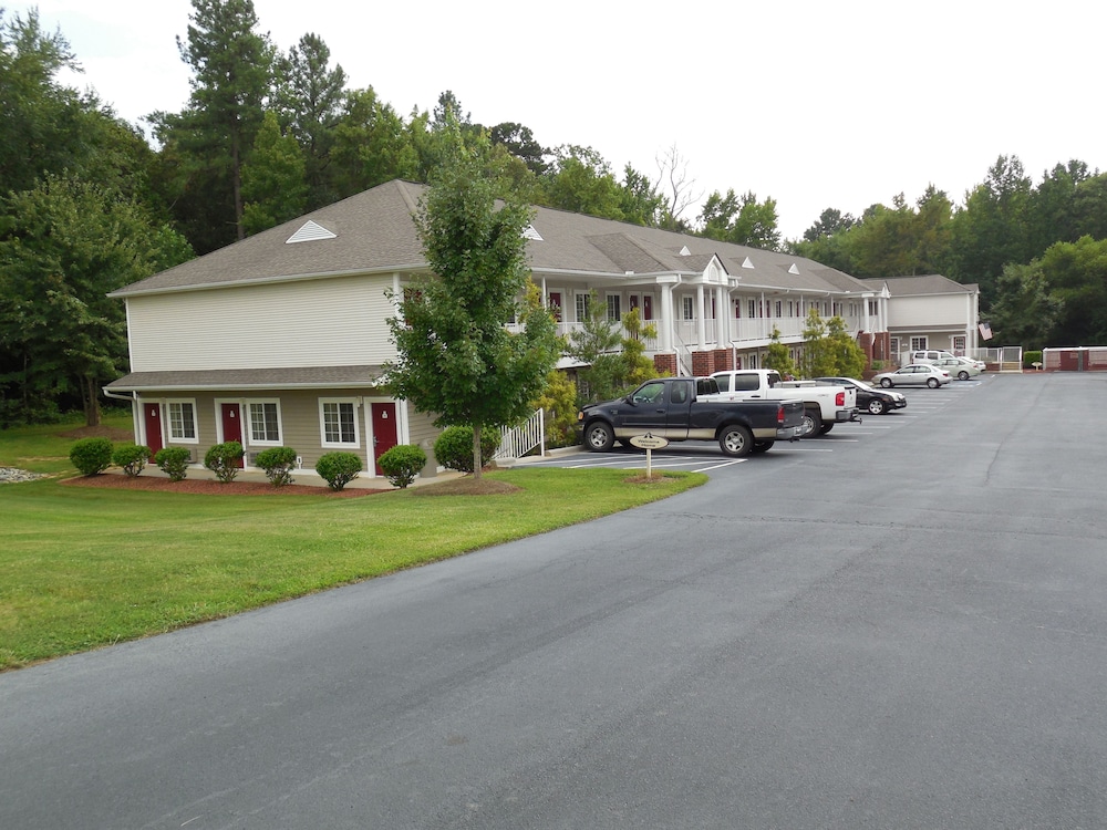 Affordable Suites Salisbury - photo 26