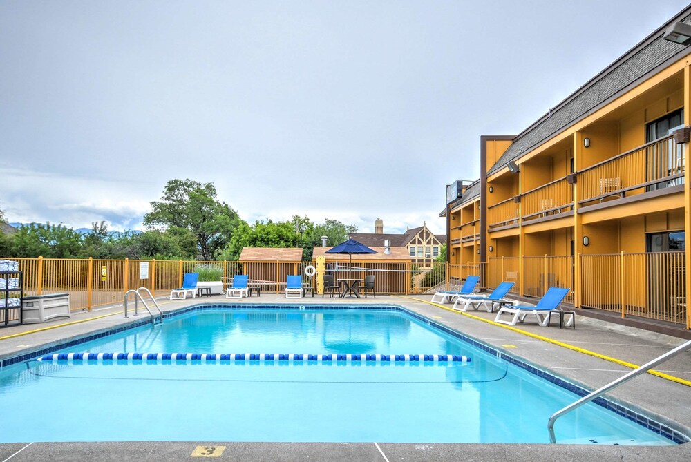 Quality Inn Big Sky - photo 31