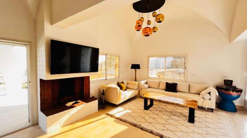 Villa in the mountains Hammamet — 4-Star Luxury Hotel in Hammamet, Tunisia