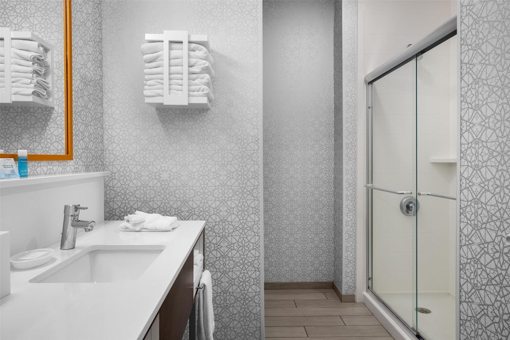 Hampton Inn Williamsburg - photo 13