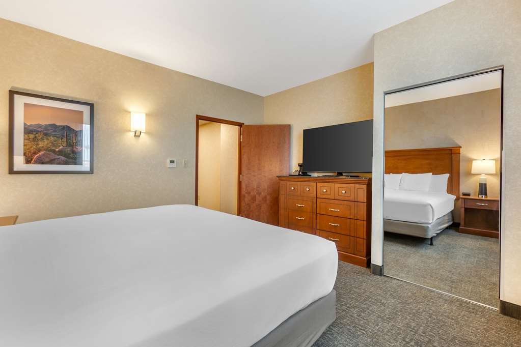 Drury Plaza Hotel Phoenix Tempe - photo 18