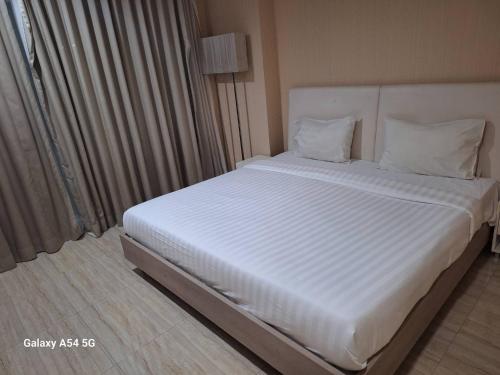 LIV@5 Condominium