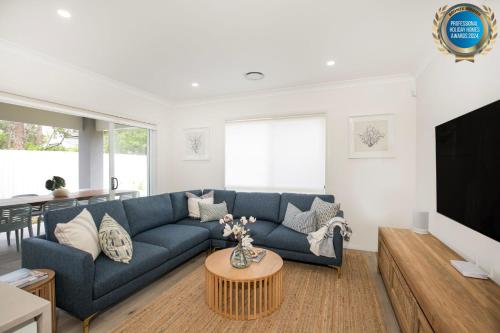 The Coast Beach Pet Friendly 2 Mins Walk to Bay — hotel in Callala Bay
