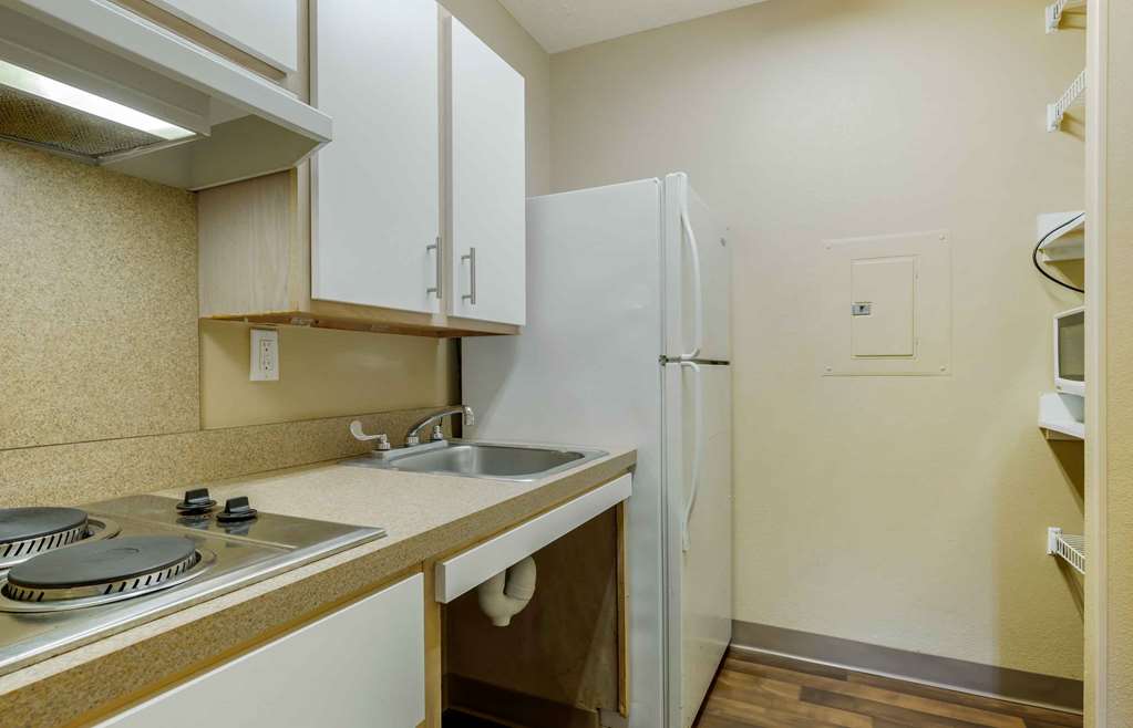 Extended Stay America Dallas Las Colinas Carnaby St. - photo 46
