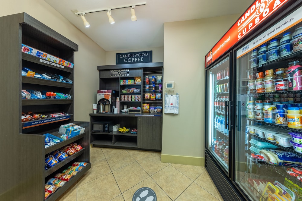 Candlewood Suites Springfield Medical District - photo 22
