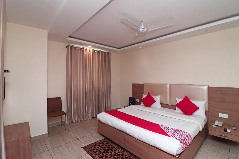 OYO 4477 City Square Hotel in Haldwani, India