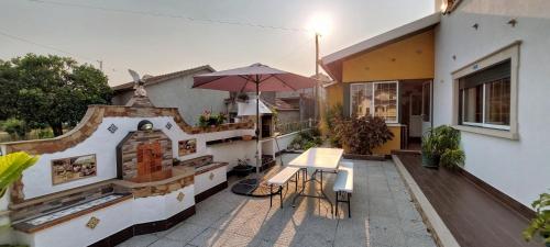 O Cantinho da Rosa in Figueira Da Foz, Portugal