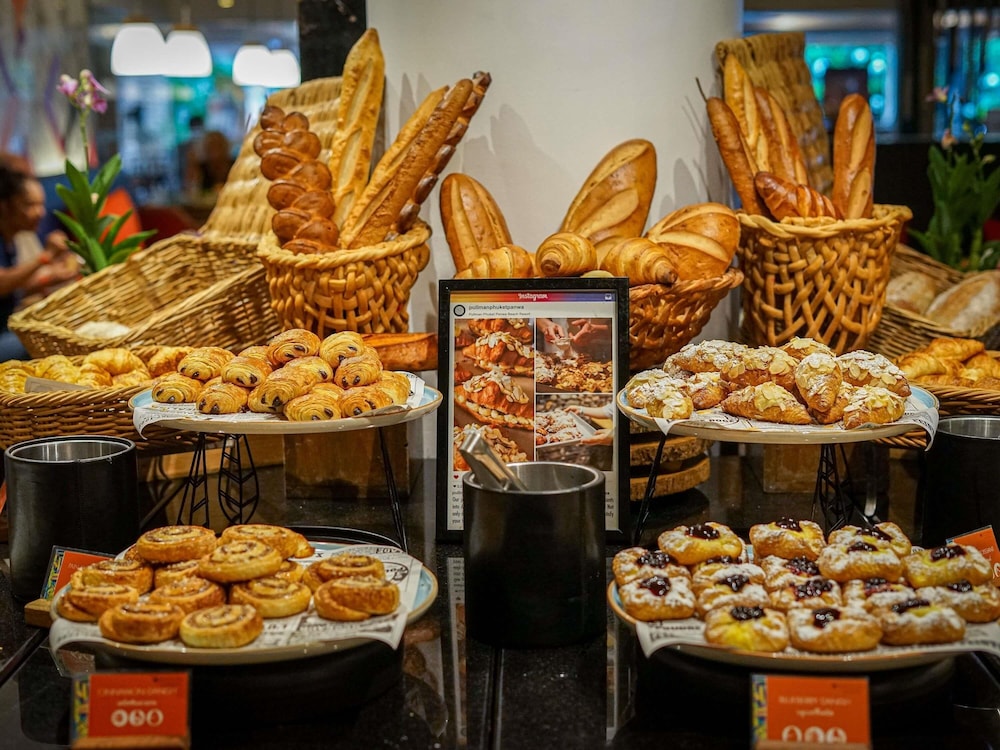 מזון ומשקאות