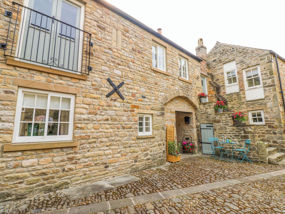 Jack's Cottage — 4-Star Luxury Hotel in Bishop Auckland, United Kingdom