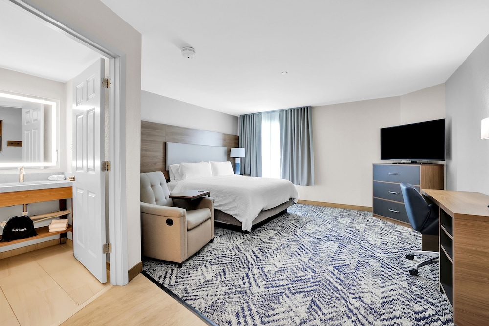 Candlewood Suites Atlanta West I 20 by IHG - photo 13