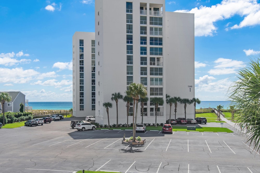 Shoreline Towers 3033 - photo 38
