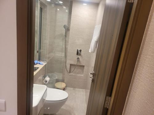 Sapphire Asta Regent Hills