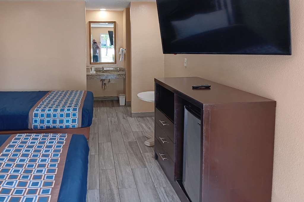 Rodeway Inn Lake City I 75 - photo 20