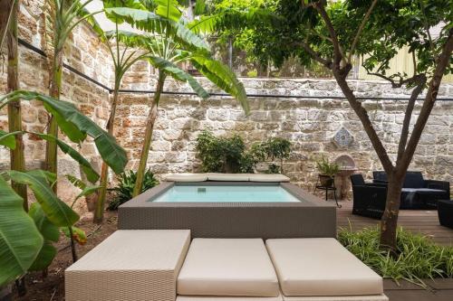 The Garden Boutique Apartment by DomuSicily — 4-Star Luxury Hotel in Palermo, Italy
