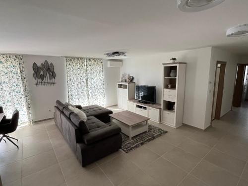 Napfény Apartman ll. — 4-Star Luxury Hotel in Sopron, Hungary