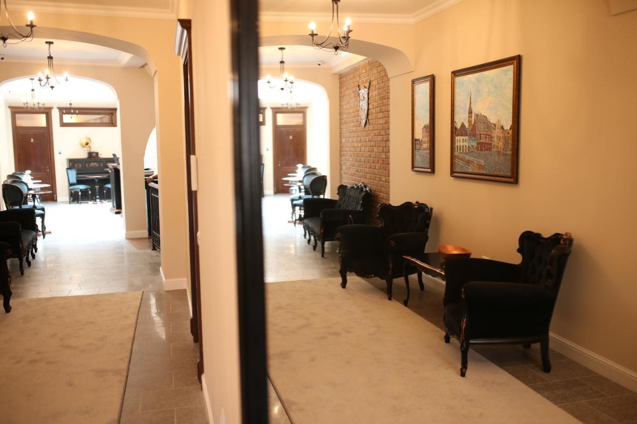 Artisans Boutique Villa — Sibiu — photo 3