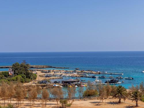 Emerald Bay Sea Front Penthouse