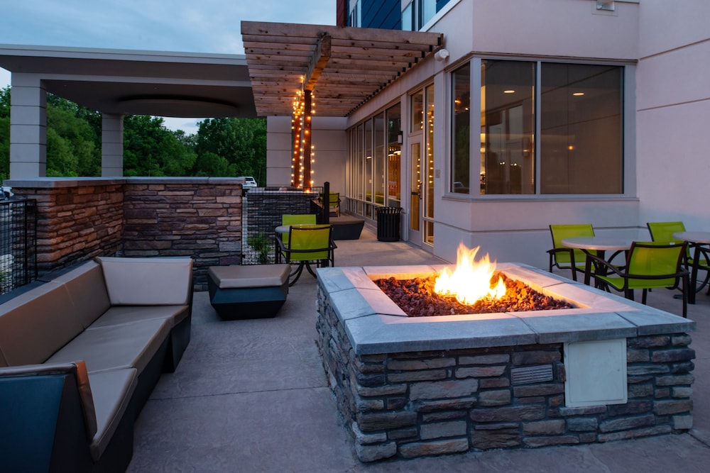 SpringHill Suites by Marriott Elizabethtown - photo 42