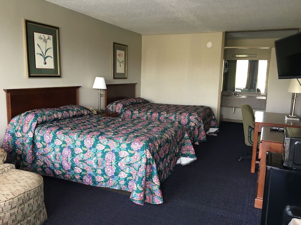 Mountain Inn - carbon neutral hotel in Monteagle