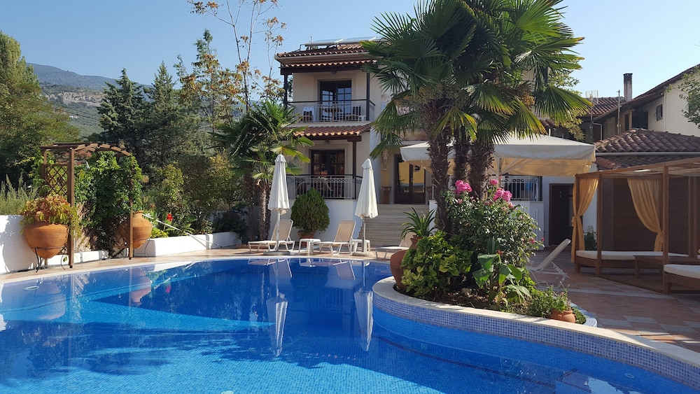 Enalion Hotel in Volos, Greece