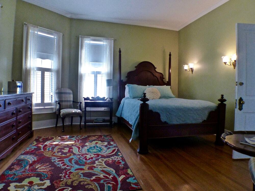 The Magnolia Inn - photo 15