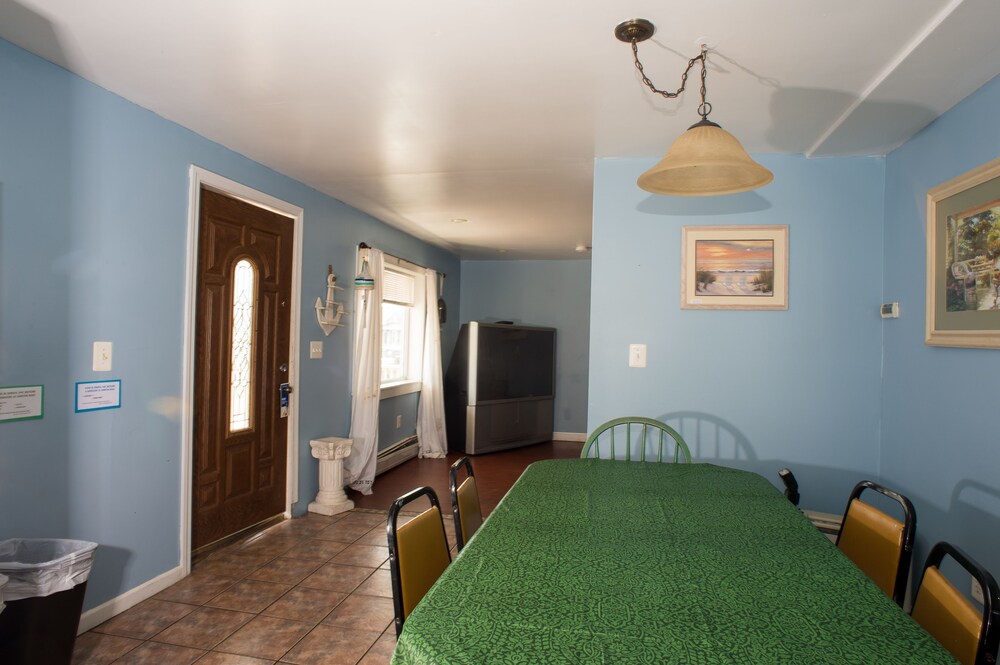 Nautical Motel and Suites - photo 47