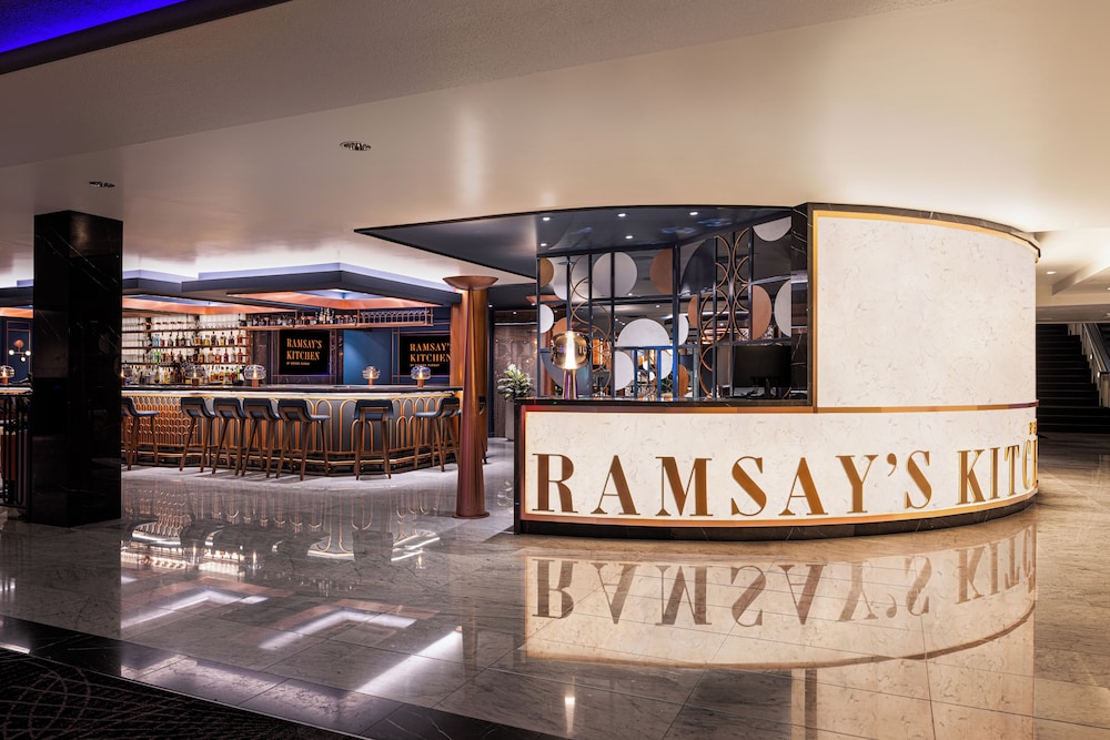 Harrah s Las Vegas A Caesars Rewards Destination - photo 73