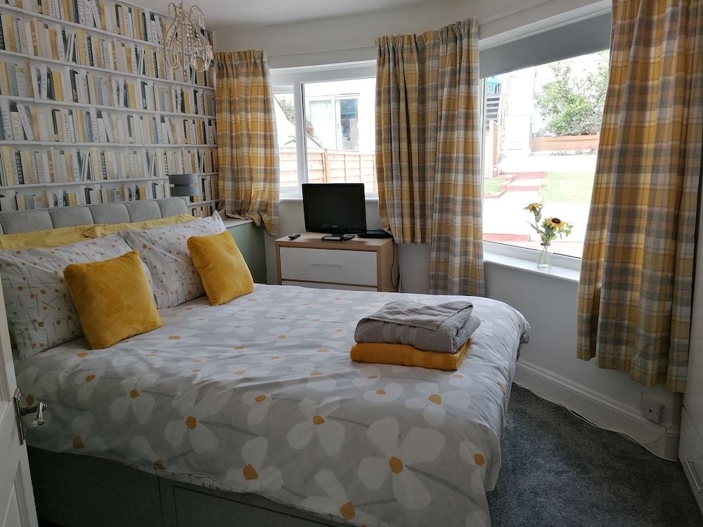Stunning Holiday Accommodation by the sea in Paignton, United Kingdom