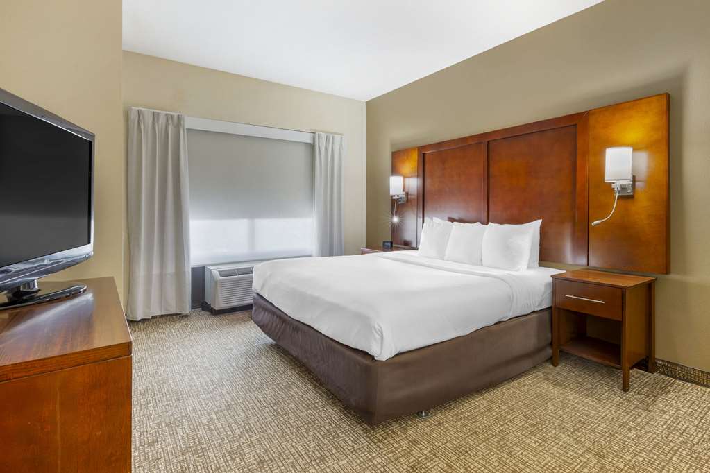 Comfort Suites Wilson I 95 - photo 19