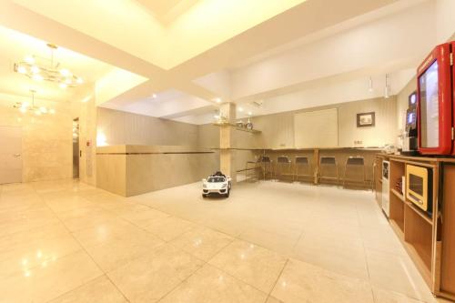 H Moment Hotel - last minute hotel in Busan