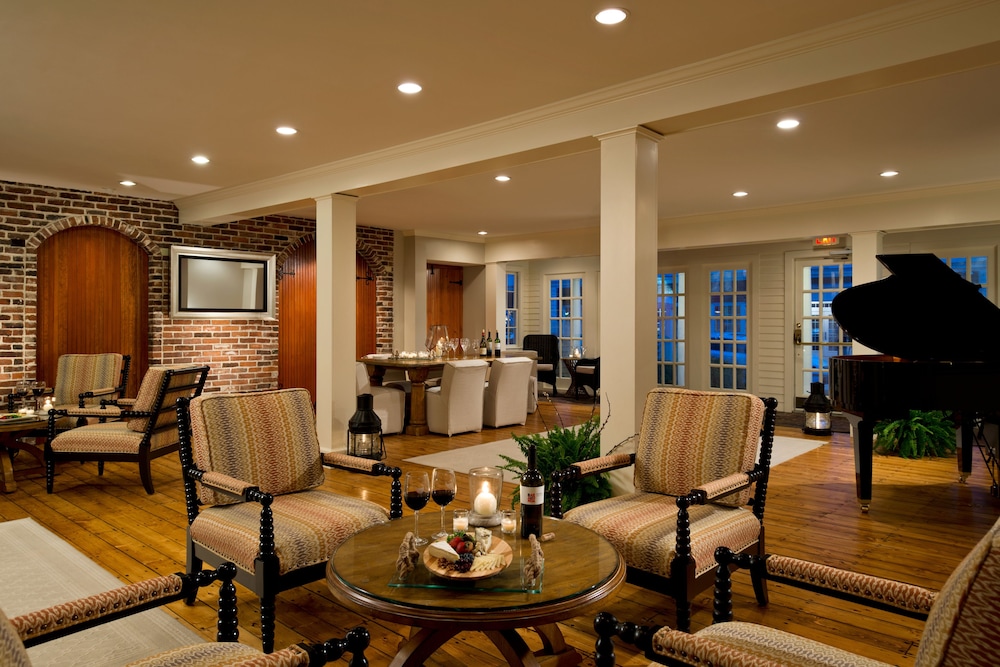 Chatham Wayside Inn - photo 35