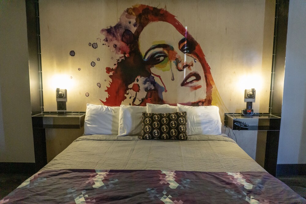 Downtown Phoenix Hotel - photo 6
