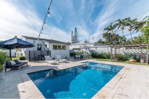 Casa Belle 3br W Pool & Bbq 10 Mins To Beach — 4-Star Luxury Hotel in Miami, United States