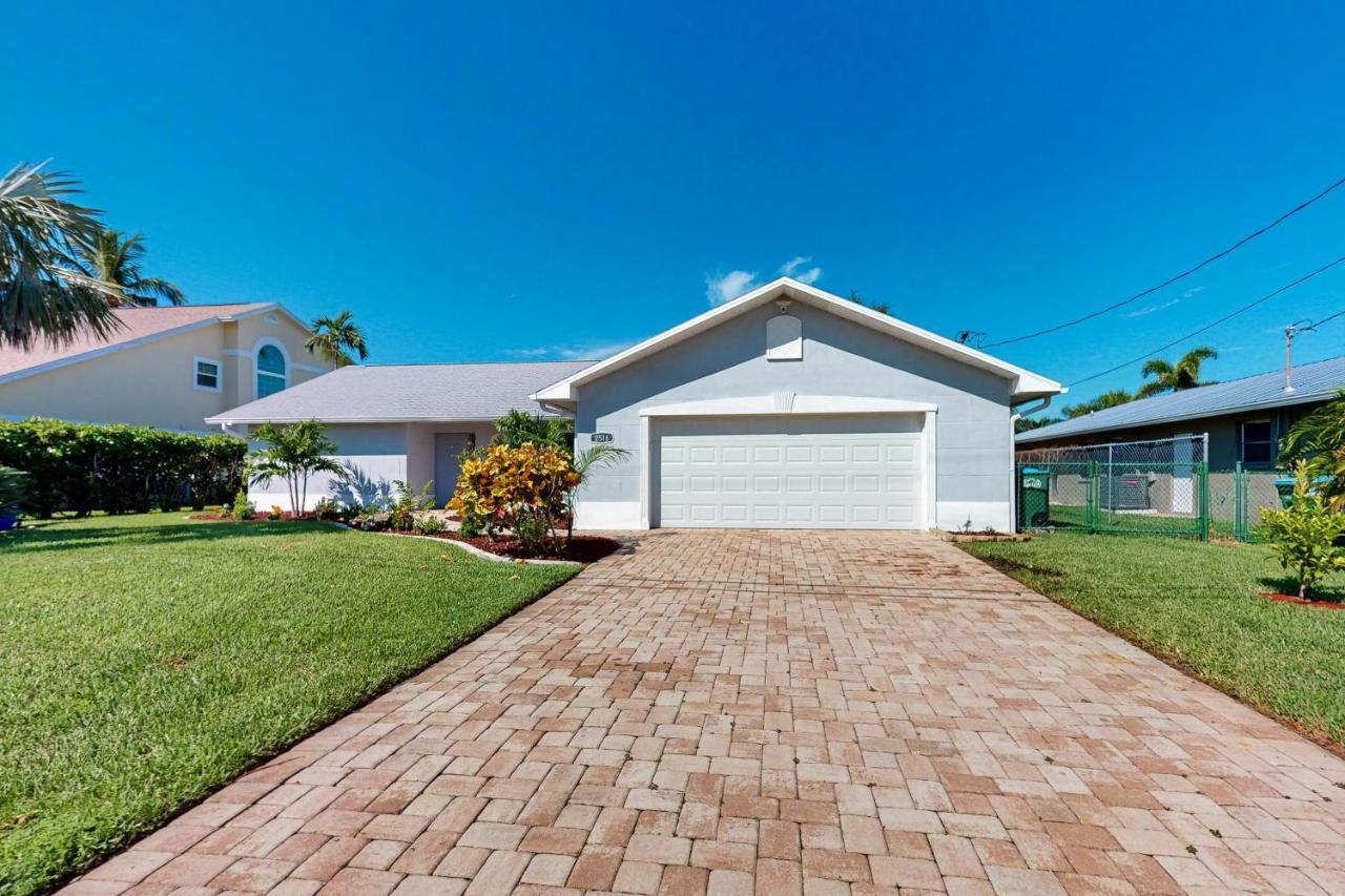 Morning Glory — 4-Star Luxury Hotel in Cape Coral, United States